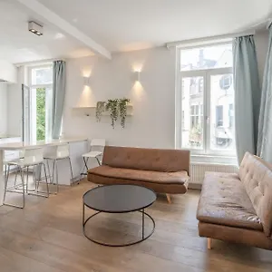 Light Modern In The Heart Of Antwerpen